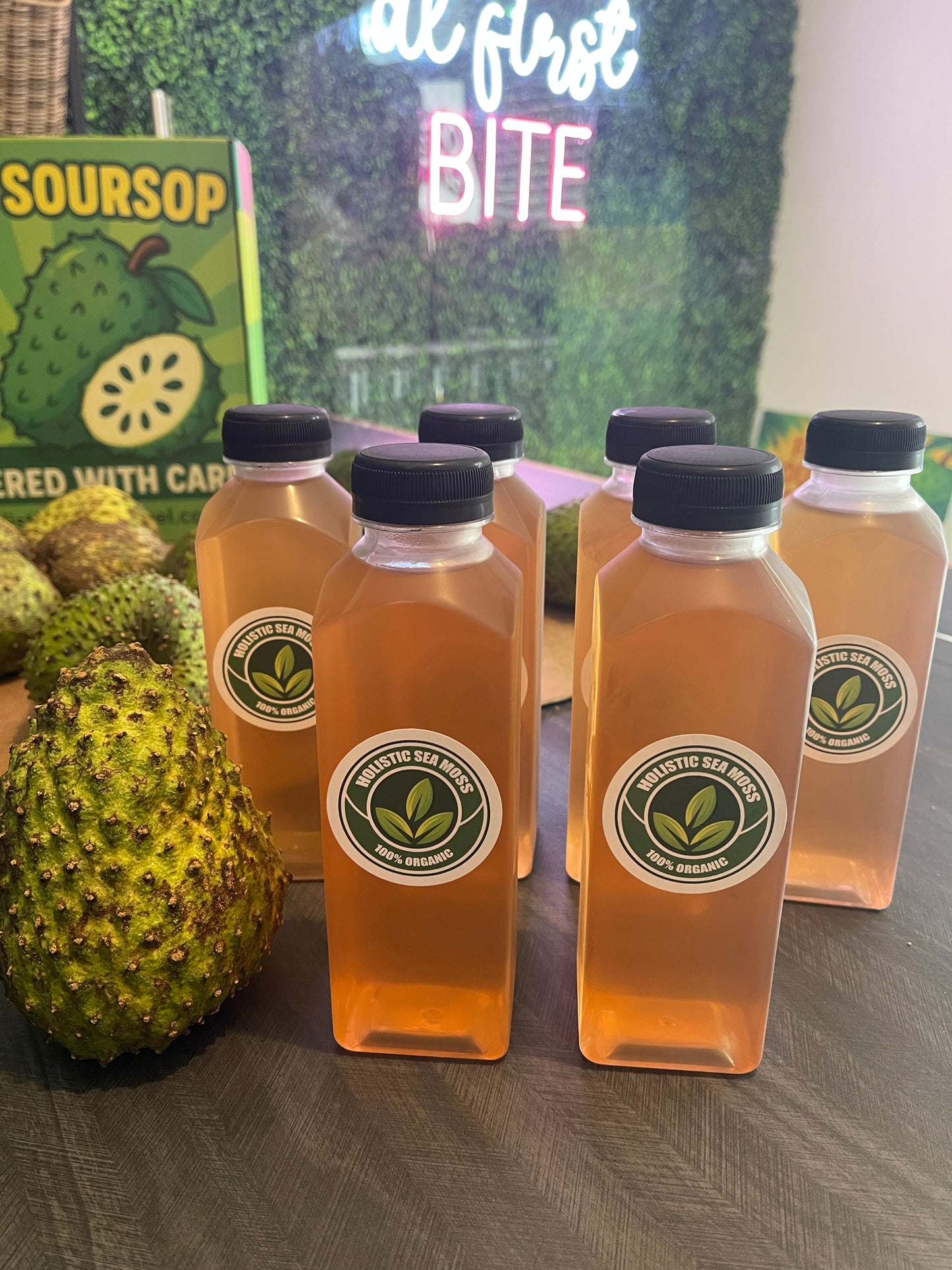 Soursop Leaf Tea – 16oz Bottle (Ready to Drink)